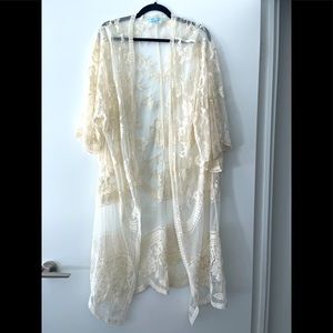 She + Sky long kimono top